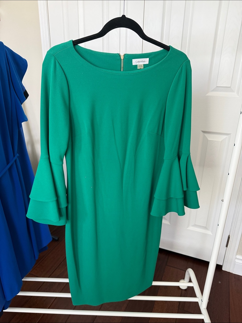 Calvin Klein Emerald Green Ruffle-Sleeve Sheath Dress